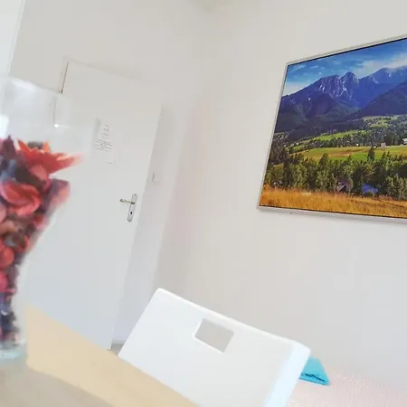 Homestay Cozy & Fun Wojewodzka, Chopina, Damrota